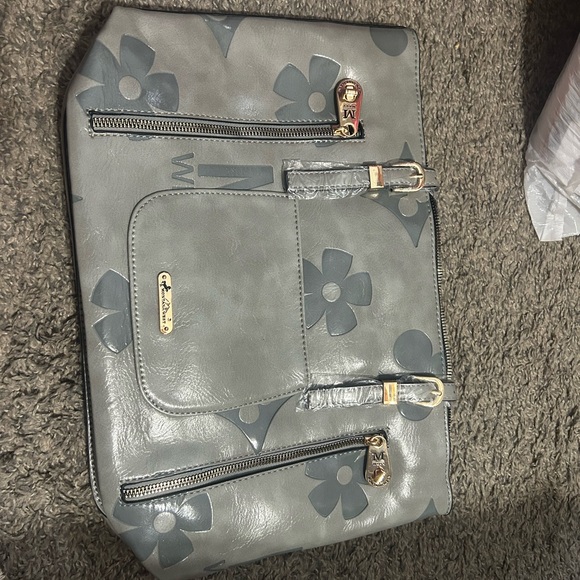 Montana West Handbags - Montana West Gray Floral Tote Bag